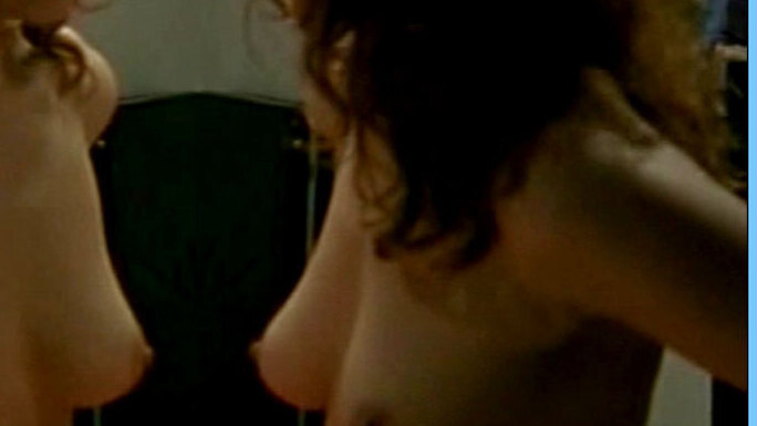 Nudes of Myriam from Oben ohne. Breasts, brunette, curly hair. 665478