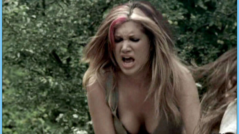 Sexiest Lola Scenes. Sexy, cleavage, outdoors. 651844