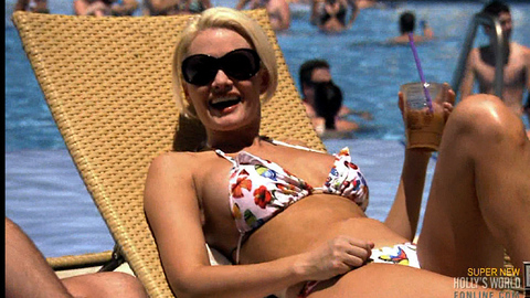 Holly Madison in Holly's World (2010-2011) Bikini Bikini Blonde 687054