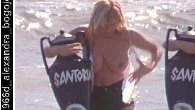 Alexandra Bogojevic Naked in Der Spot oder Fast eine Karriere. Breasts, beach, blonde. 582139