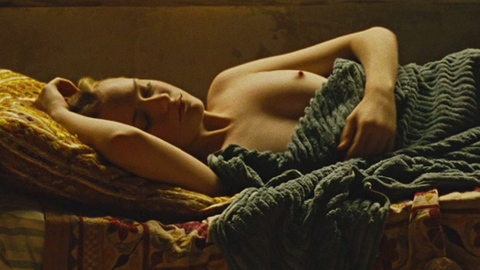 Evan Rachel Wood Naked in Across the Universe. Breasts, hard nipple, laying in bed. 690895