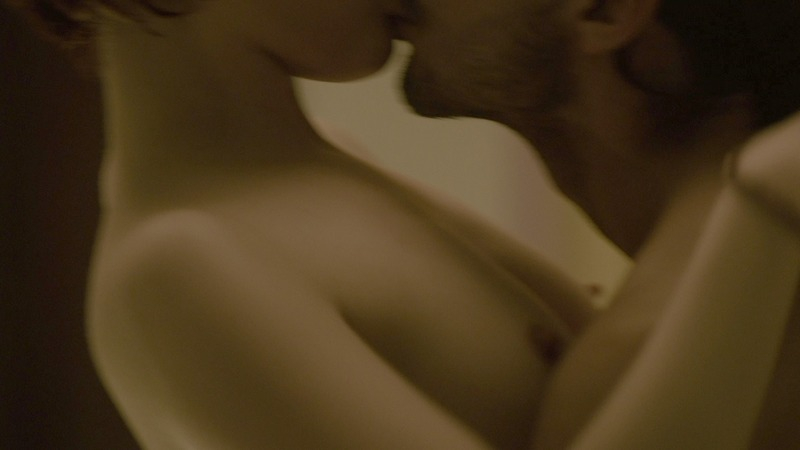 Nudes of Gabi Ibanescu from Charlie Countryman. Breasts, couple kissing, hard nipples. 734658