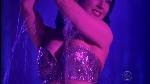 Dita Von Teese in CSI: Crime Scene Investigation (2000-2015) Sexy On Stage Pouring Water On Self 692629
