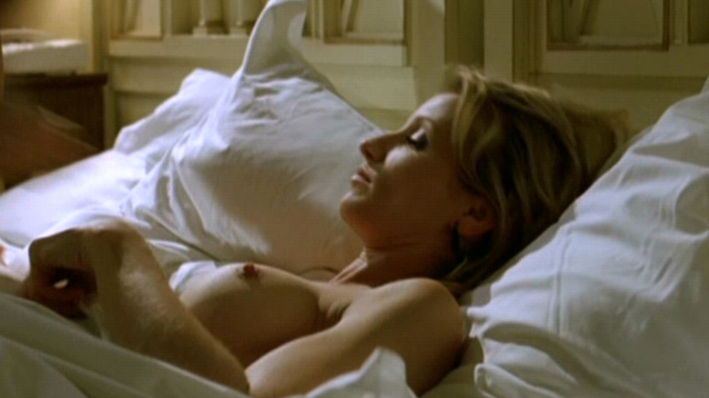 Alexandra Lamy Nude in Vive la vie. Breasts, couple in bed, hard nipples. 633214