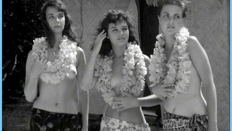 Trine Hovelsrud Naked as Queen Kealoha. Breasts, beach, black and white. 627861