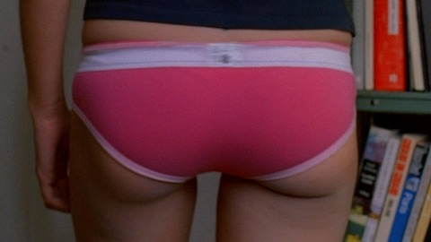 Michelle Lombardo in Entourage (2004-2011) Underwear Butt Peeking Oiut Butt Peeking Out 769203