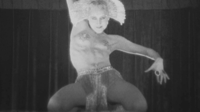 Hottest Brigitte Helm Scene in Metropolis. Sexy, black and white, dancing. 696524