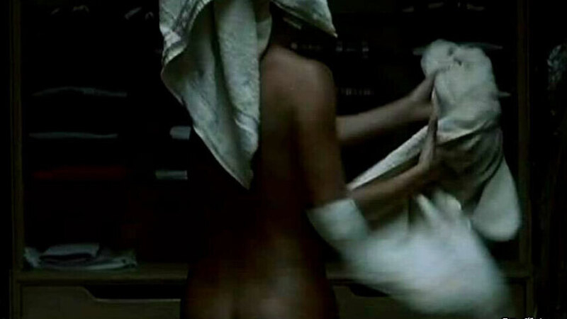 Carolina Lizarazo Naked in Emerald Cowboy. Butt, buttcrack, nude. 645217