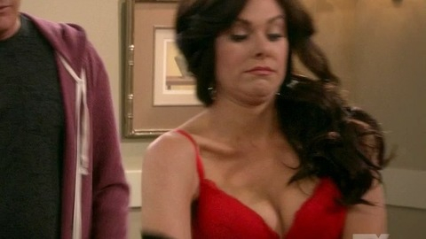 Sexiest Scenes of Dr. Jordan Denby from Anger Management. Sexy, Underwear, SFW, brunette. 734597