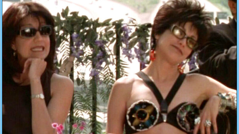 Sexiest Scenes of Irene from Luminarias. Sexy, black bikini, brunette. 640307
