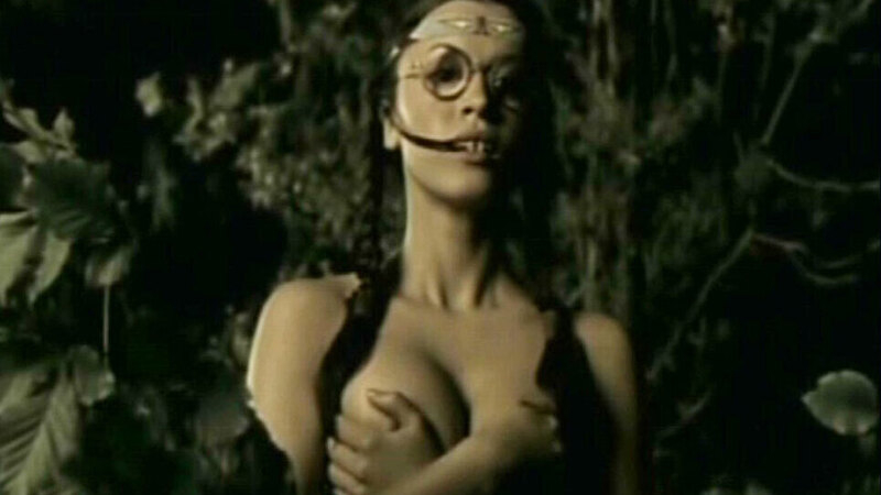 Natalia Avelon Naked as Uschi als Teenager. Breasts, accidental skin, brunette. 643335