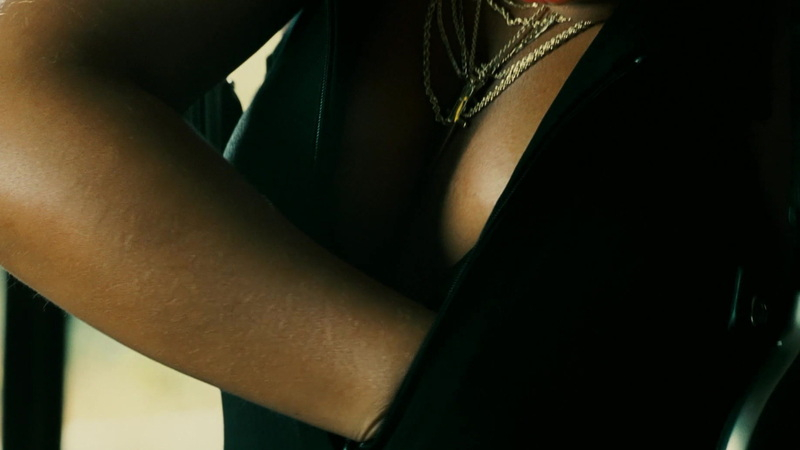 Sexiest Alicia Keys Scene in Smokin' Aces. Sexy, SFW, bra. 641305