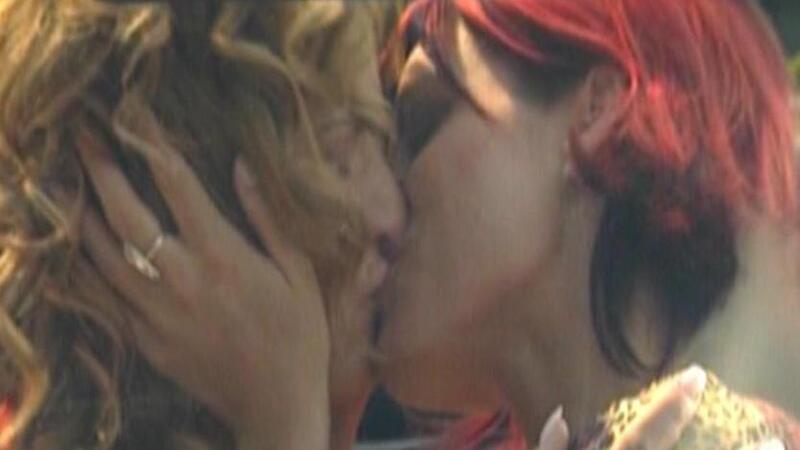 Hottest Véronique Bannon Scene in Vendus. Sexy, Lesbian, blonde, dyed hair. 641768