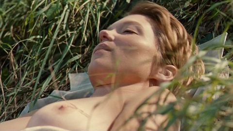 Léa Seydoux in Grand Central (2013) Breasts Breasts Grass 733140