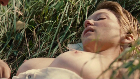 Léa Seydoux in Grand Central (2013) Breasts Breasts Grass 733142