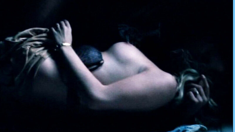 Tammy Filor Nude as Mary Saunders. Breasts, in bed, left breast. 642500