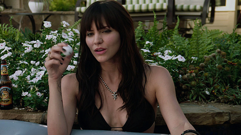 Hottest Katharine McPhee Scene in Shark Night 3D. Bikini, SFW, beer pong. 706148