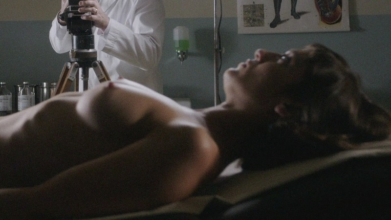 Lizzy Caplan Nude in Masters of Sex. Breasts, being filmed, camera. 743206