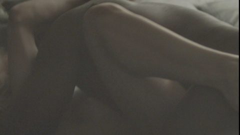 AnnaLynne McCord in Gun (2010) Sexy Blonde Couple In Bed 692374