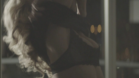 AnnaLynne McCord in Gun (2010) Underwear Black Bra Cleavage 692372