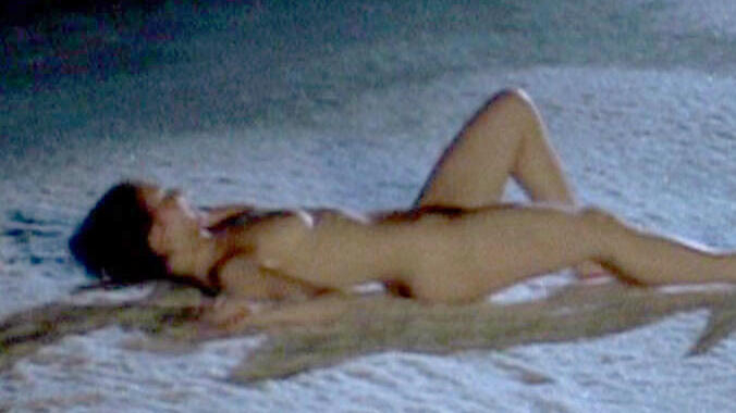 Mervi Takatalo Nude in Juulian totuudet. Breasts, Bush, beach, brunette. 707320