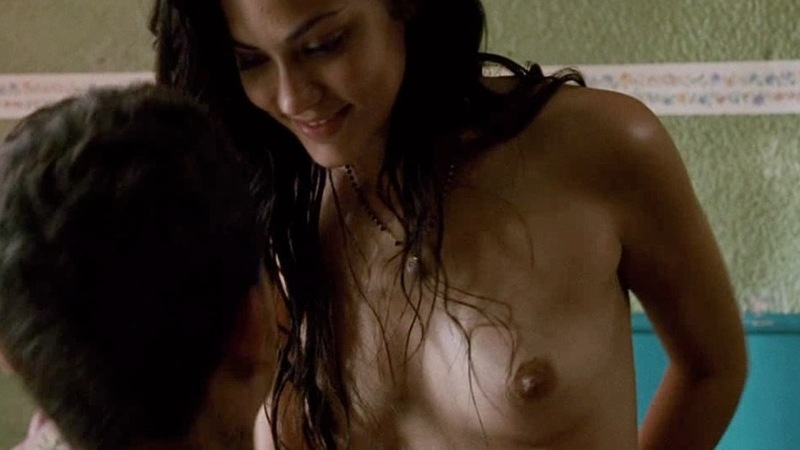 Diana García Naked in Sin nombre. Breasts, bed, brunette. 729247