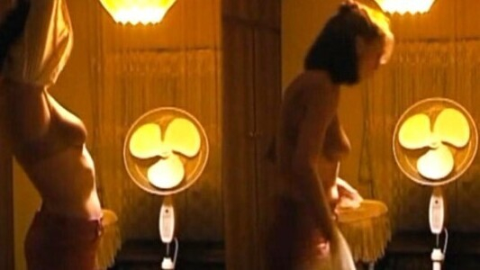 Sexiest Niki Owen Scene in Blacktown. Underwear, SFW, bathtub. 645565