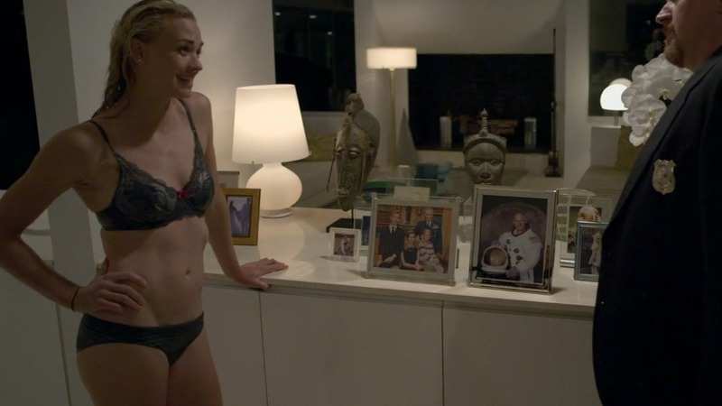Hottest Yvonne Strahovski Scene in Louie. Underwear, SFW, black lace bra. 739496