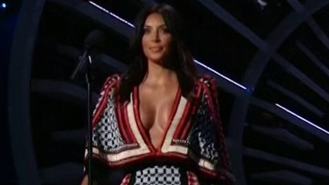 Kim Kardashian in MTV Video Music Awards (1984-2025) Sexy Brunette Cleavage 746351