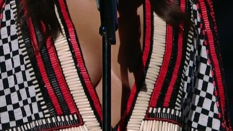 Kim Kardashian in MTV Video Music Awards (1984-2025) Sexy Brunette Cleavage 746353