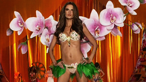 Sexiest Herself Scenes. Underwear, SFW, brunette. 718666