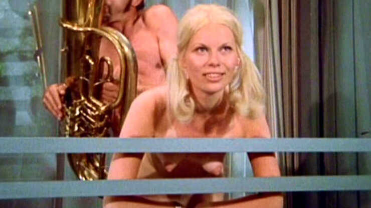Jette Weibel Nude in Bedside Dentist. Breasts, blonde, couple. 644518