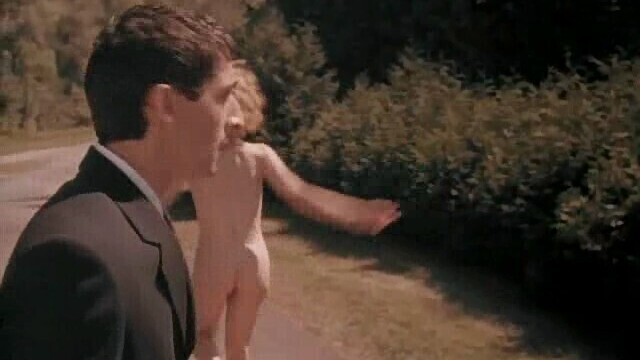 Holly Gagnier Naked as Louise. Butt, nude, outdoors. 687291