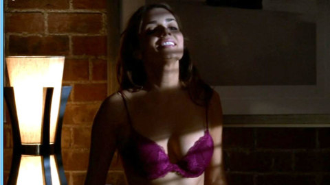 Rebecca Marshall in Big Shots (2007-2008) Underwear Brunette Cleavage 684434