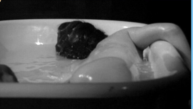 Margot Hartman Naked as Vivian Sinclair. Butt, bathtub, black and white. 650631
