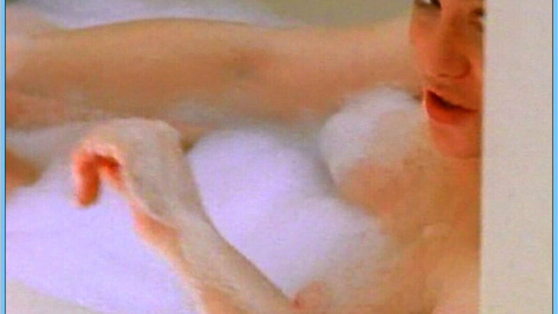 Kim Reynolds Nude as Ms. Wells. Breasts, bathtub, brunette. 651476