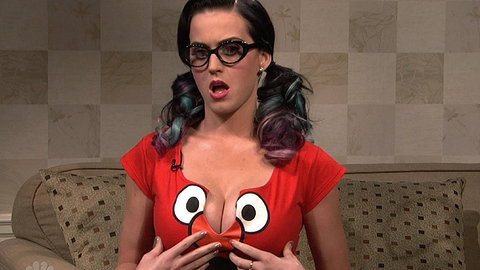 Katy Perry in Saturday Night Live (1975) Sexy Big Breasts Brunette 689113