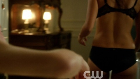 Sexiest Scenes of Eva Benton from Star-Crossed. Sexy, Underwear, SFW, black bra. 736799