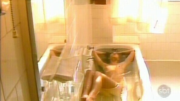 Nudes of Young Madeleine from Pantanal. Breasts, Butt, bathtub, breasts underwater. 687300