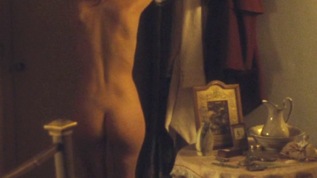Emily Browning Nude in Summer in February. Butt, back exposed, bedroom. 730516