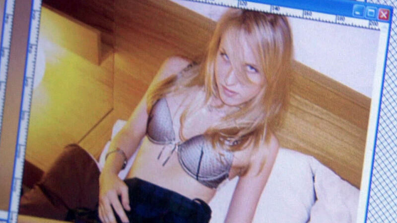 Sexiest Scenes of Abigail Stock from Skins. Underwear, blonde, cleavage. 666287