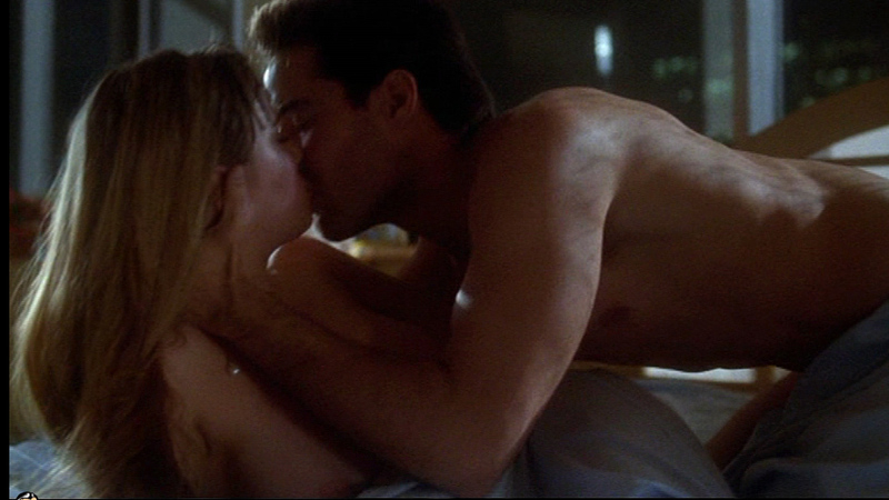 Valérie Valois Nude in Scanners III. Breasts, brunette, couple in bed. 666376