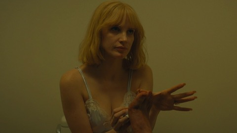 Jessica Chastain in A Most Violent Year (2014) Sexy Blue Bra Cleavage 761253