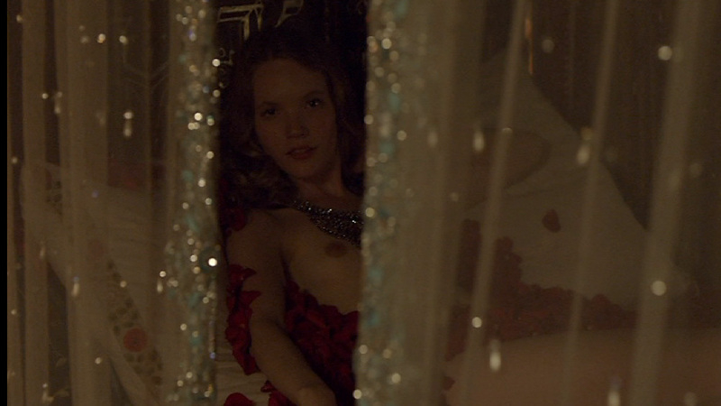Catherine Howard from The Tudors Naked. Breasts, big necklace, lying in rose petals. 683411