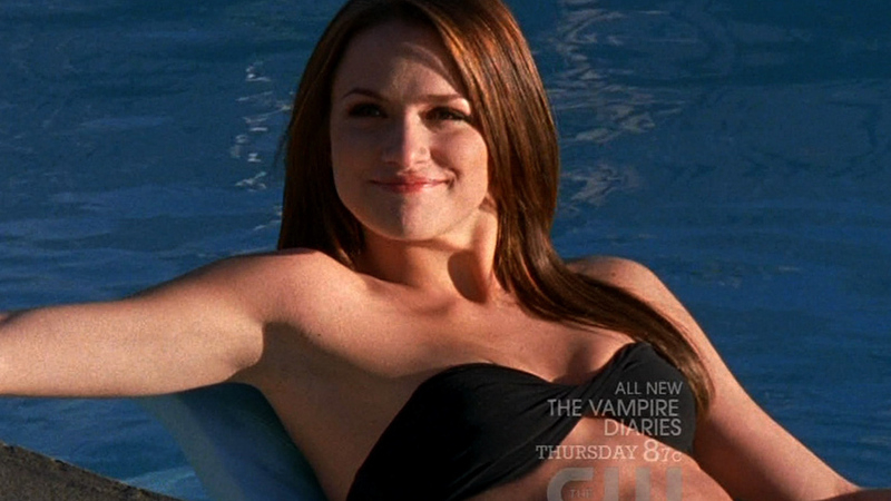 Hottest Shantel VanSanten Scene in One Tree Hill. Bikini, SFW, black bra. 680288