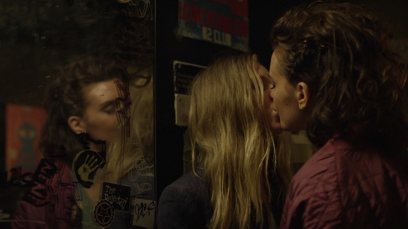 Sexiest Scenes of Angela Moss from Mr. Robot. Sexy, Lesbian, SFW, blonde. 769001