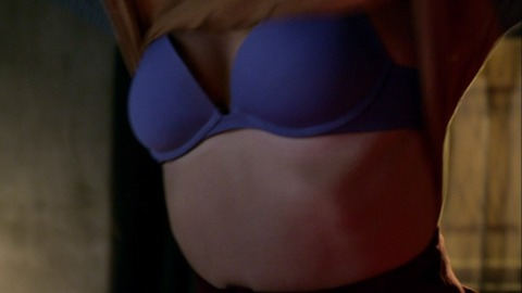 Keisha Castle-Hughes in The Almighty Johnsons (2011-2013) Sexy Underwear Blue Bra Cleavage 771214