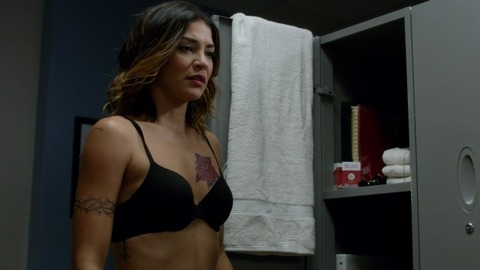 Jessica Szohr in Complications (2015) Underwear Black Bra Brunette 766078