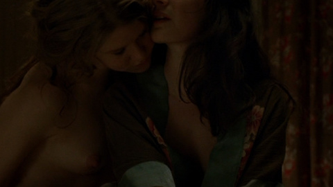 Mary from Boardwalk Empire Naked. Breasts, blonde and brunette, green kimono. 690281