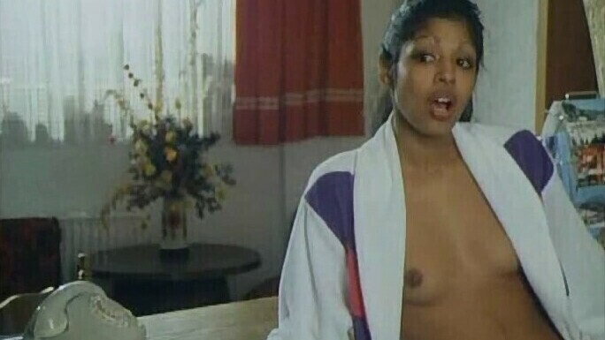 Scarlett Gunden Naked as Marianne (as Scarlett Candy). Breasts, nude, open robe. 688131